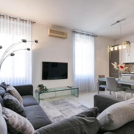Primopiano - Battaglia A Apartamento Milão Exterior foto