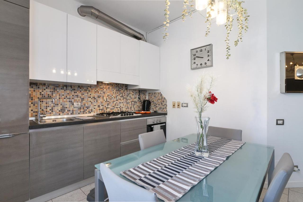 Primopiano - Battaglia A Apartamento Milão Exterior foto